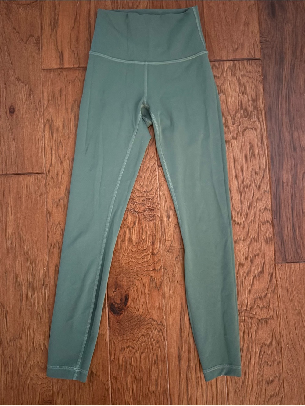 Lululemon Leggings in Sage Green